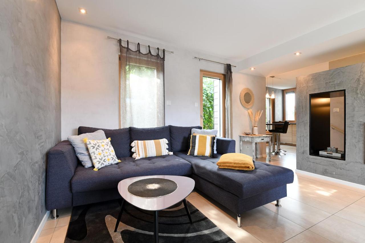 Gite Contemporain L'Hirondelle Guemar Exterior photo